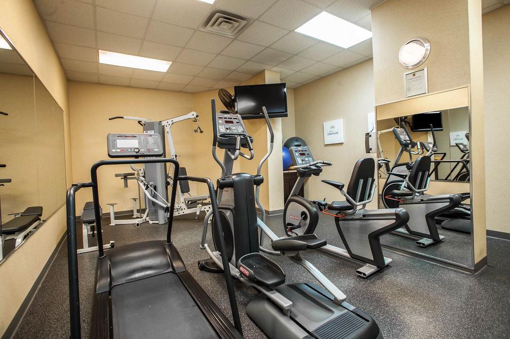 Comfort Suites Michigan Avenue Чикаго Екстер'єр фото