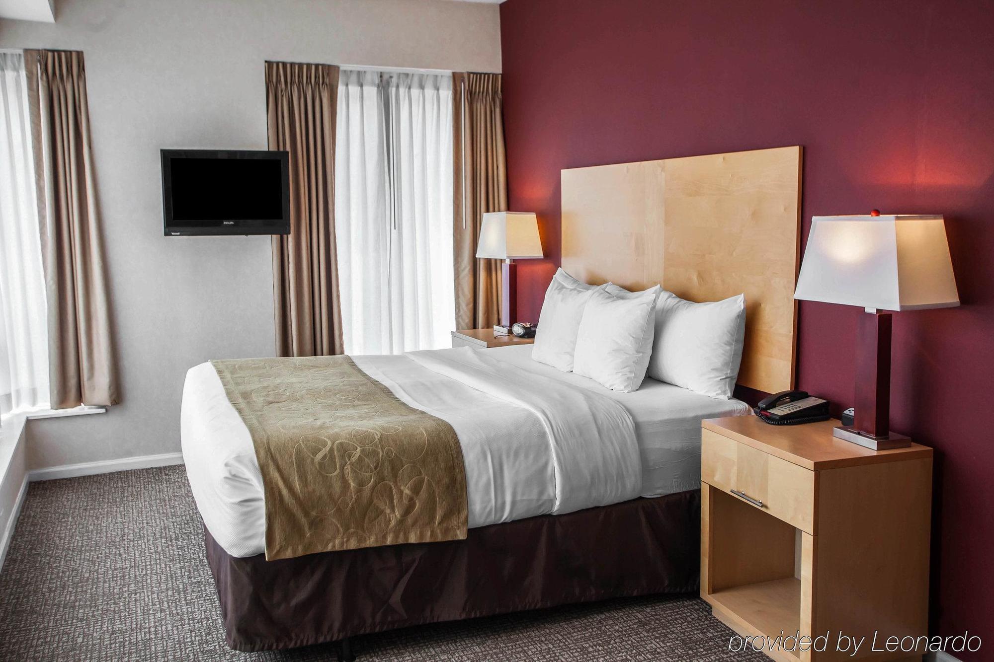 Comfort Suites Michigan Avenue Чикаго Екстер'єр фото