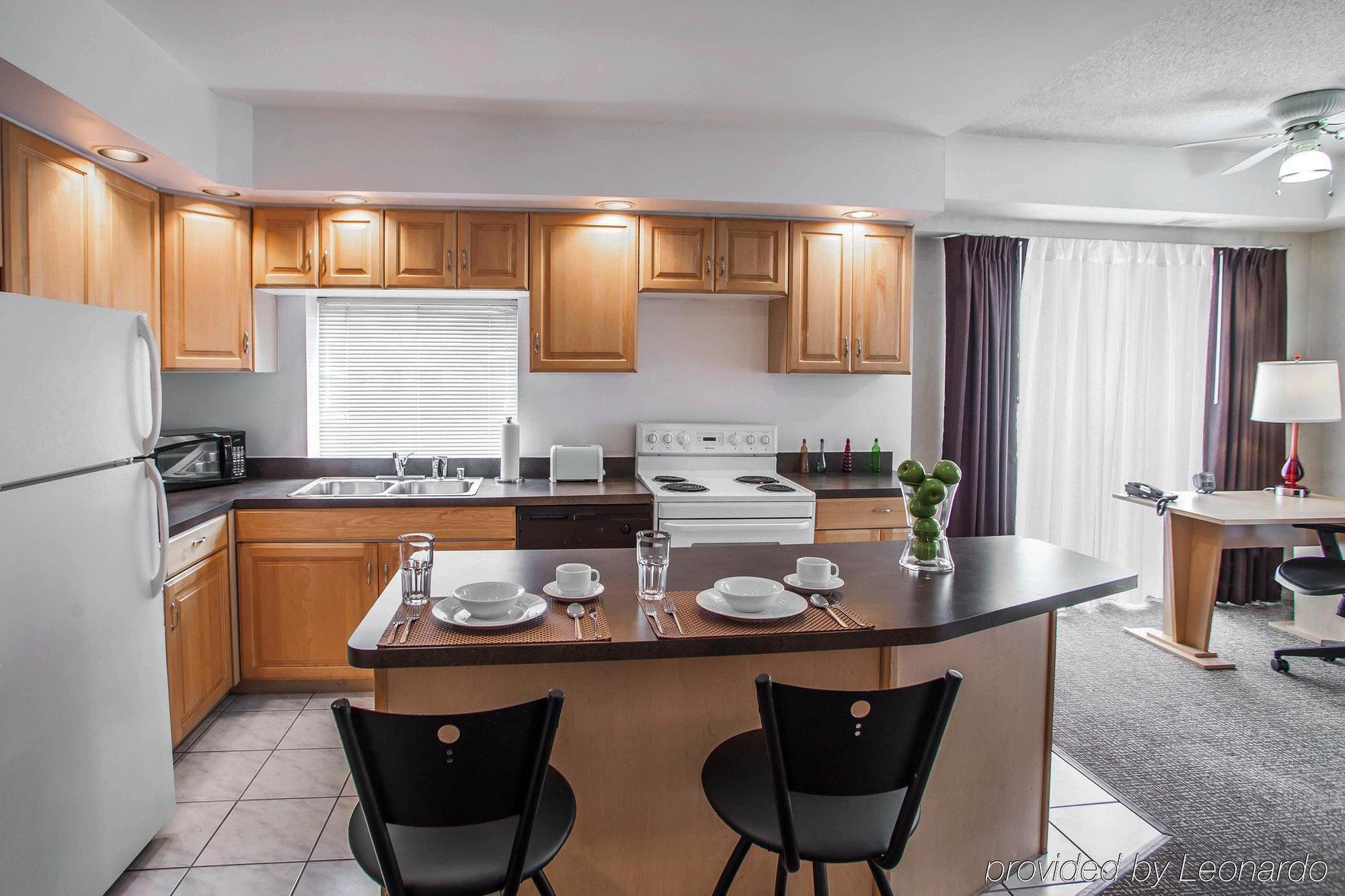 Comfort Suites Michigan Avenue Чикаго Екстер'єр фото