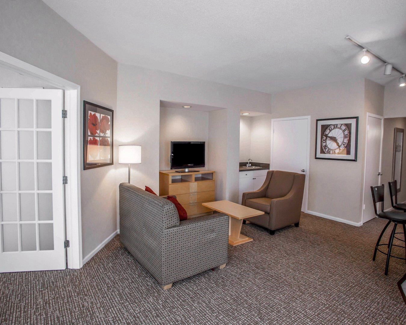 Comfort Suites Michigan Avenue Чикаго Екстер'єр фото